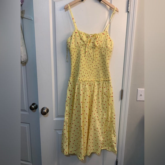 Free People Lavender Daze Yellow Strawberry Print Summer Smocked Midi Dress Med - Picture 4 of 7